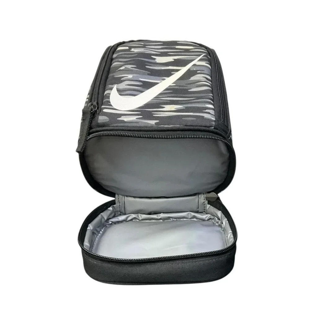 Nike camo lunch bag with‎ 2 compartments